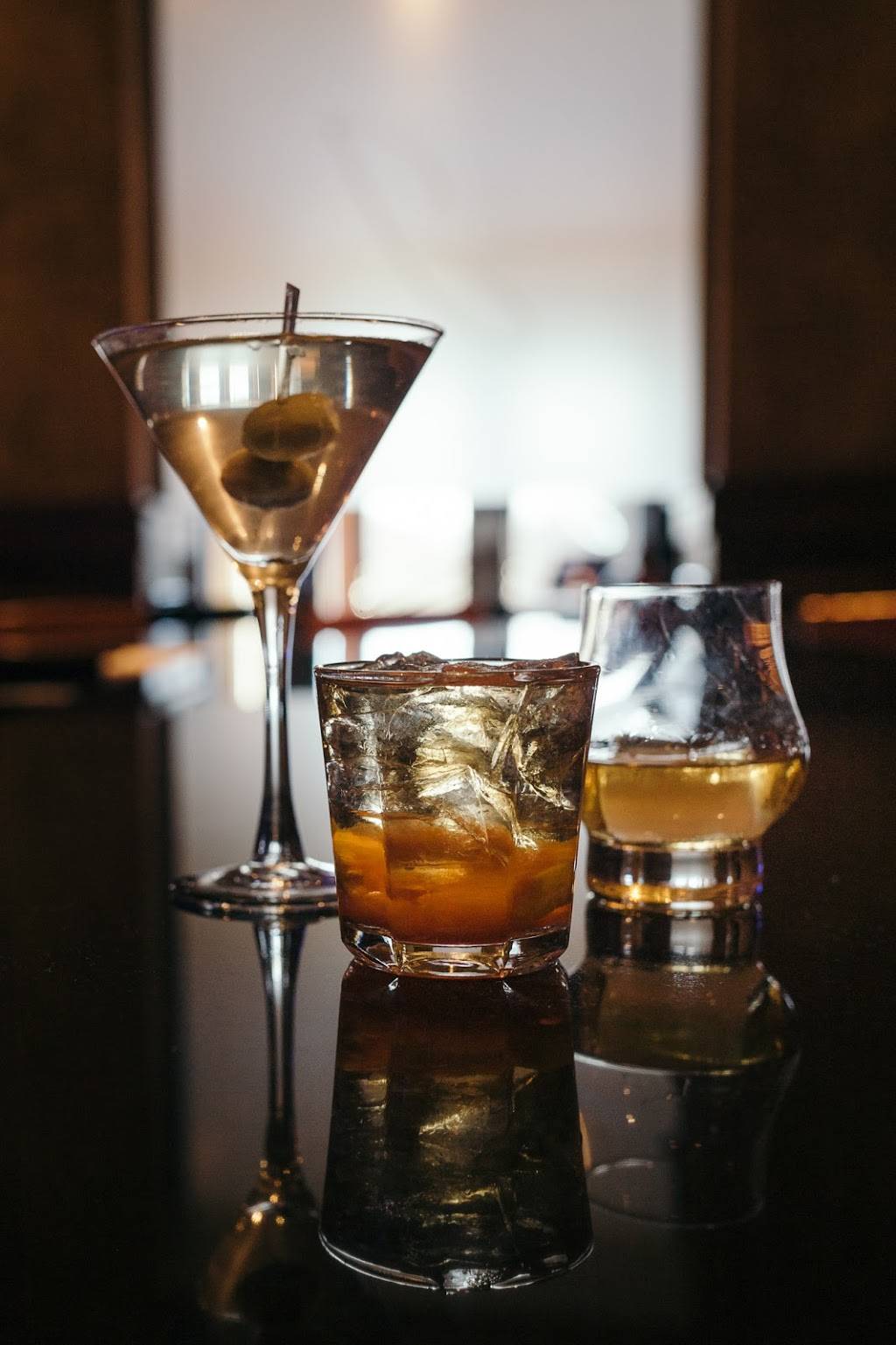 Johnnys Italian Steakhouse | restaurant | 305 N 170th St, Omaha, NE 68118, USA | 4022899210 OR +1 402-289-9210