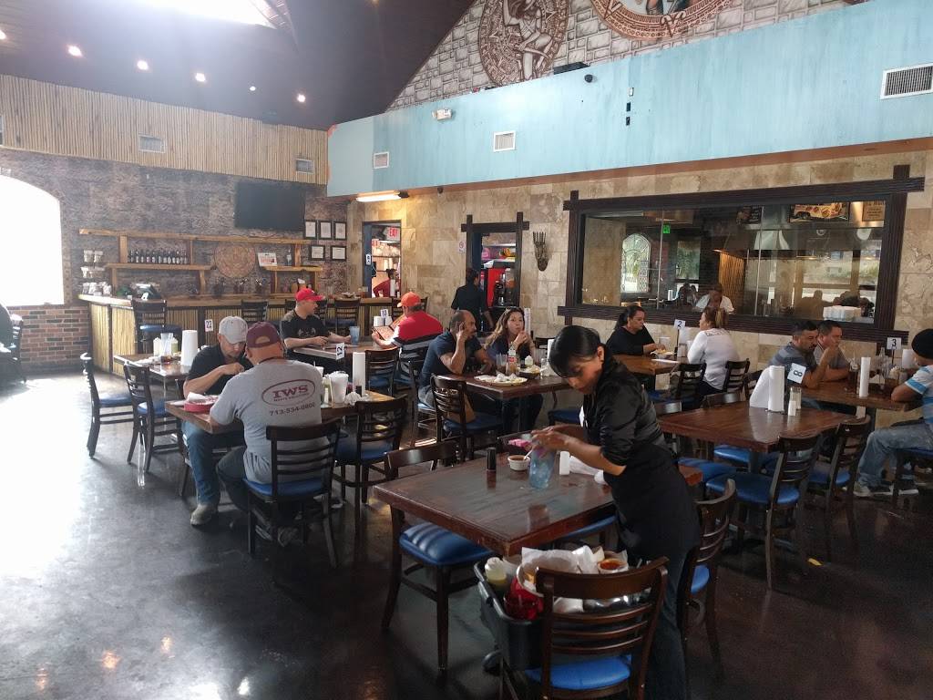 La Fonda Taqueria | restaurant | 502 S Richey St, Pasadena, TX 77506, USA | 7134724343 OR +1 713-472-4343