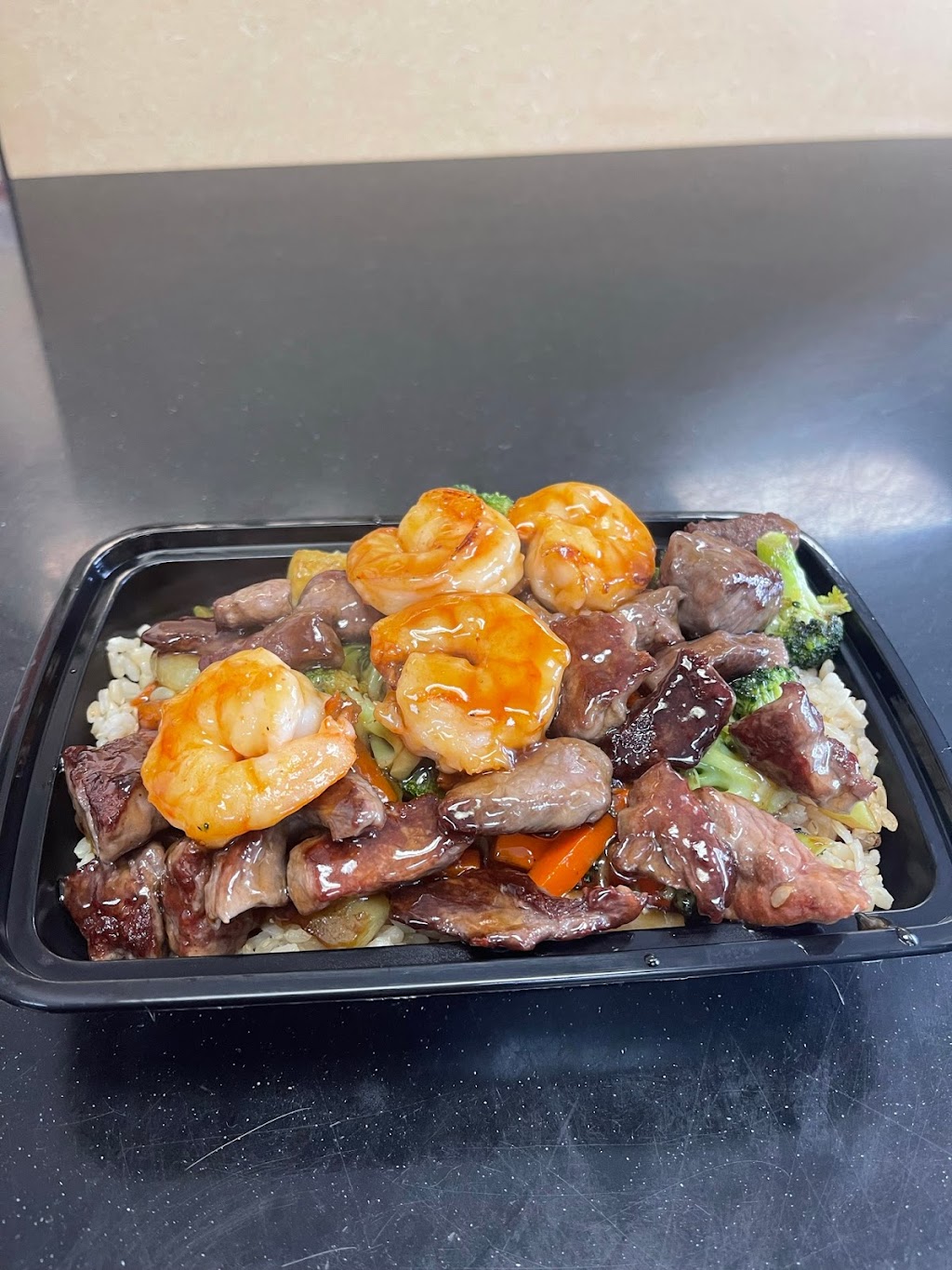 Hibachi Express | restaurant | 400 S State St, Girard, OH 44420, USA | 2344215428 OR +1 234-421-5428