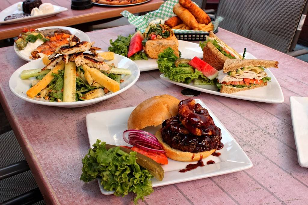 Coaster Saloon | restaurant | 744 Ventura Pl, San Diego, CA 92109, USA | 8584884438 OR +1 858-488-4438