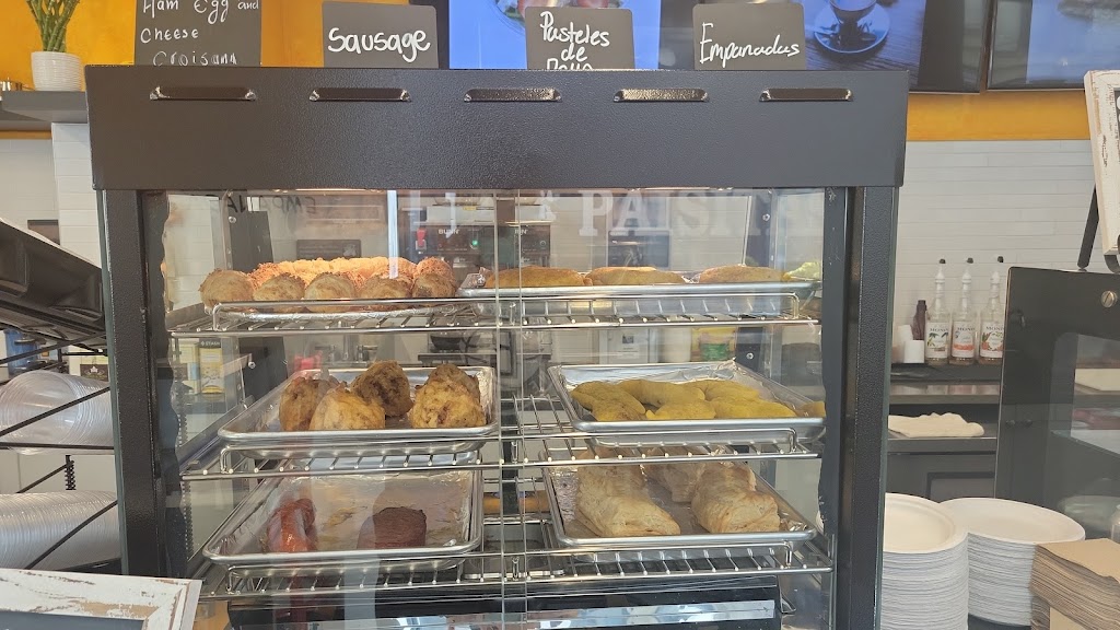 las paisitas cafe | restaurant | 23 Central Ave, Lynn, MA 01901, USA | 7815847060 OR +1 781-584-7060