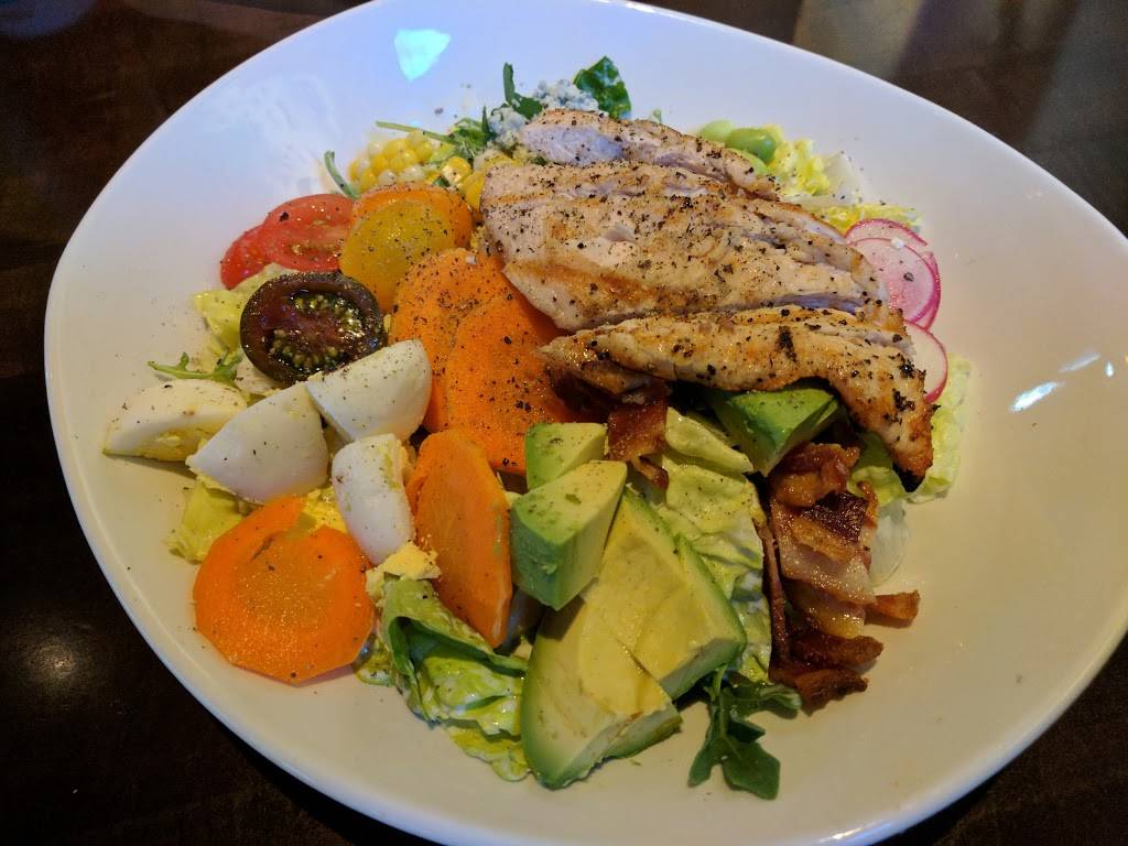 Yard House | restaurant | 849 E Commerce St #409, San Antonio, TX 78205, USA | 2103543844 OR +1 210-354-3844