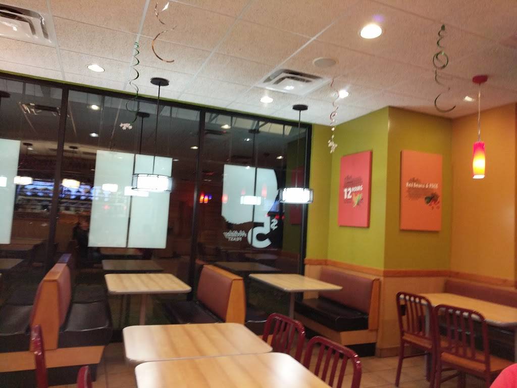 Popeyes Louisiana Kitchen | restaurant | 13860 Smoketown Rd, Woodbridge, VA 22192, USA | 7035805156 OR +1 703-580-5156