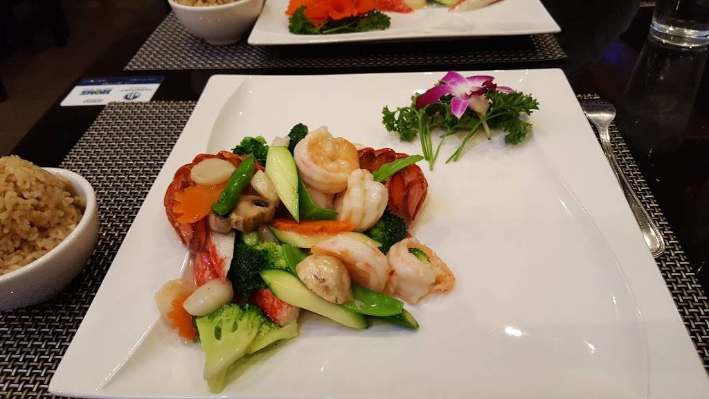 Asian Fusion | restaurant | 2840 Jamie Ln, Lincoln, NE 68516, USA | 4024238889 OR +1 402-423-8889