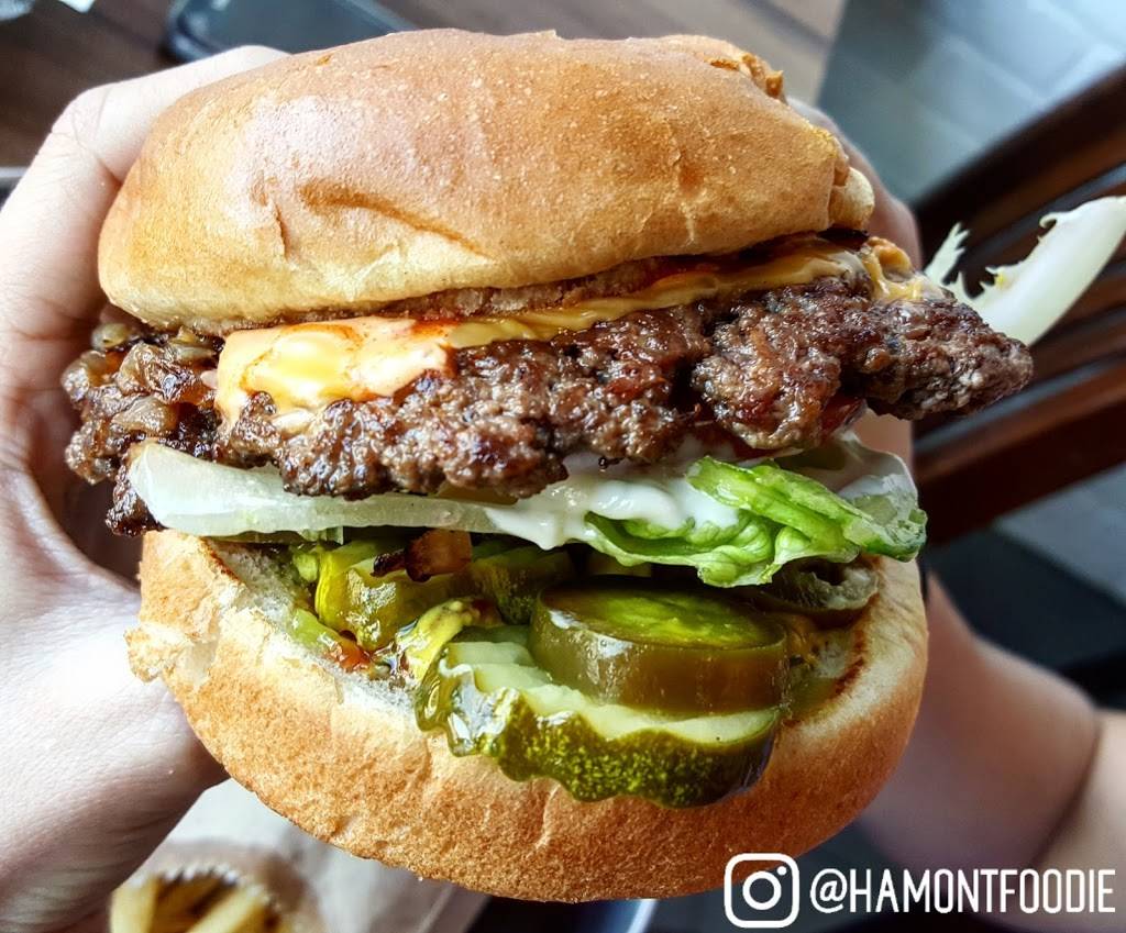 Pinks Burgers | restaurant | 1335 Main St W, Hamilton, ON L8S 1C6, Canada | 9053174657 OR +1 905-317-4657