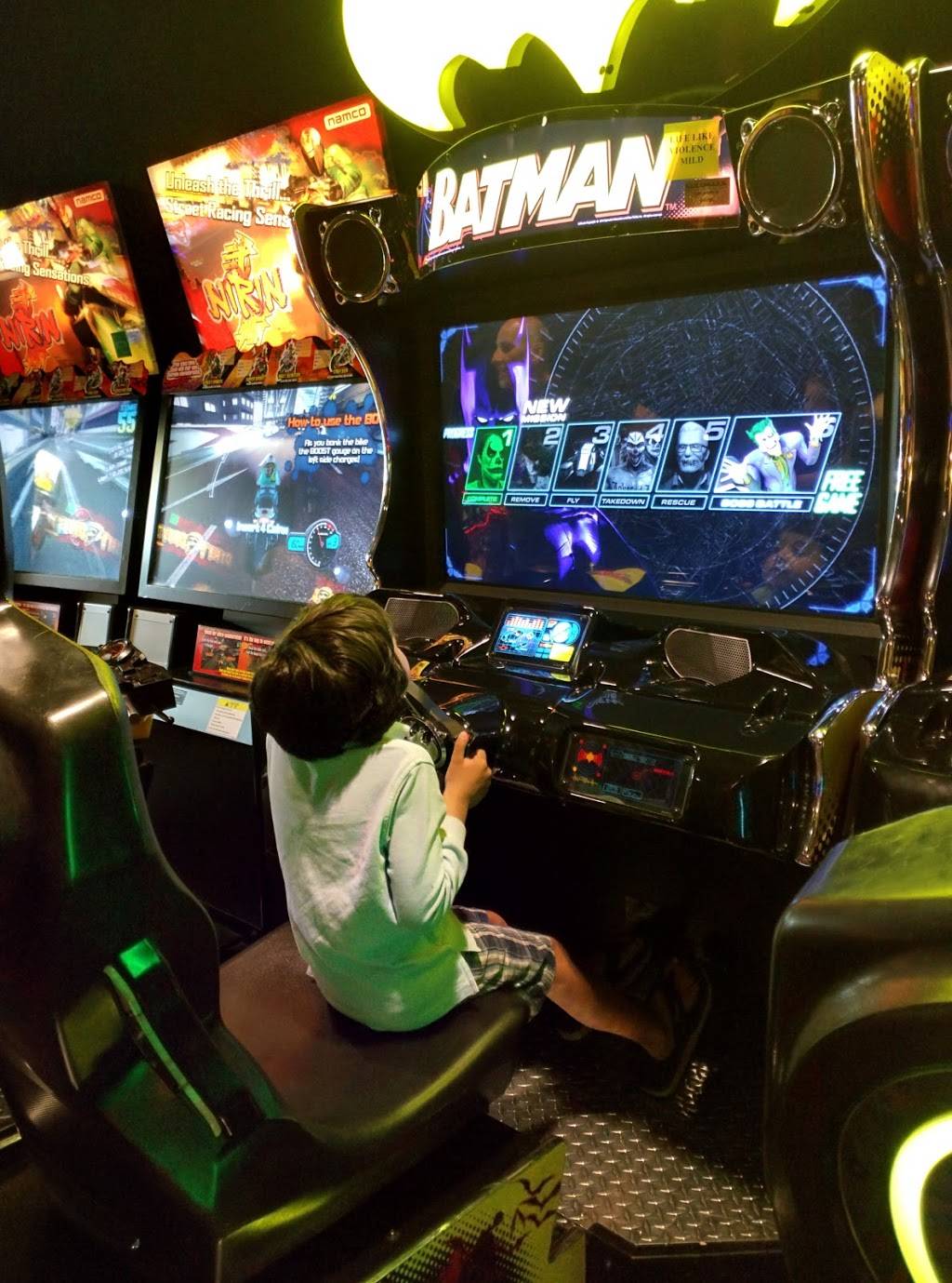 Century Vallejo 14 | meal takeaway | 109 Plaza Dr, Vallejo, CA 94591, USA | 7075531205 OR +1 707-553-1205