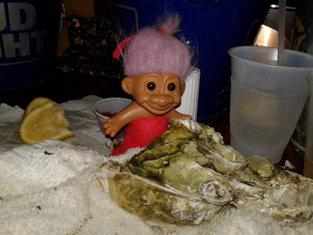 The Dinghy | restaurant | 8 J C Long Blvd, Isle of Palms, SC 29451, USA | 8432428310 OR +1 843-242-8310