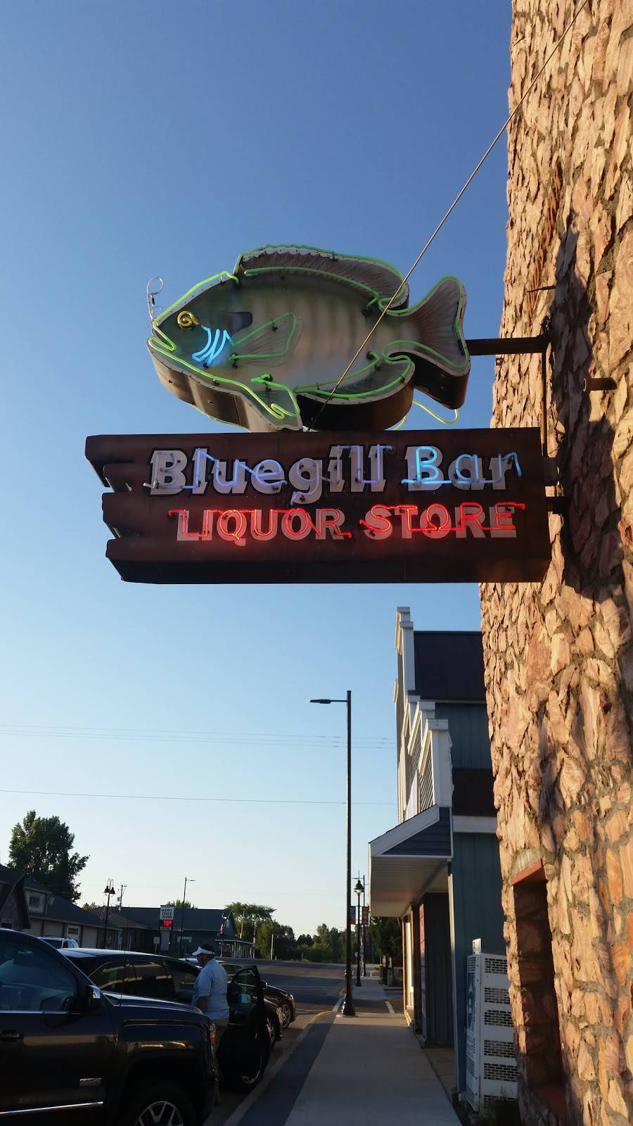 Blue Gill Bar | restaurant | 109 S Main St, Birchwood, WI 54817, USA | 7153547949 OR +1 715-354-7949