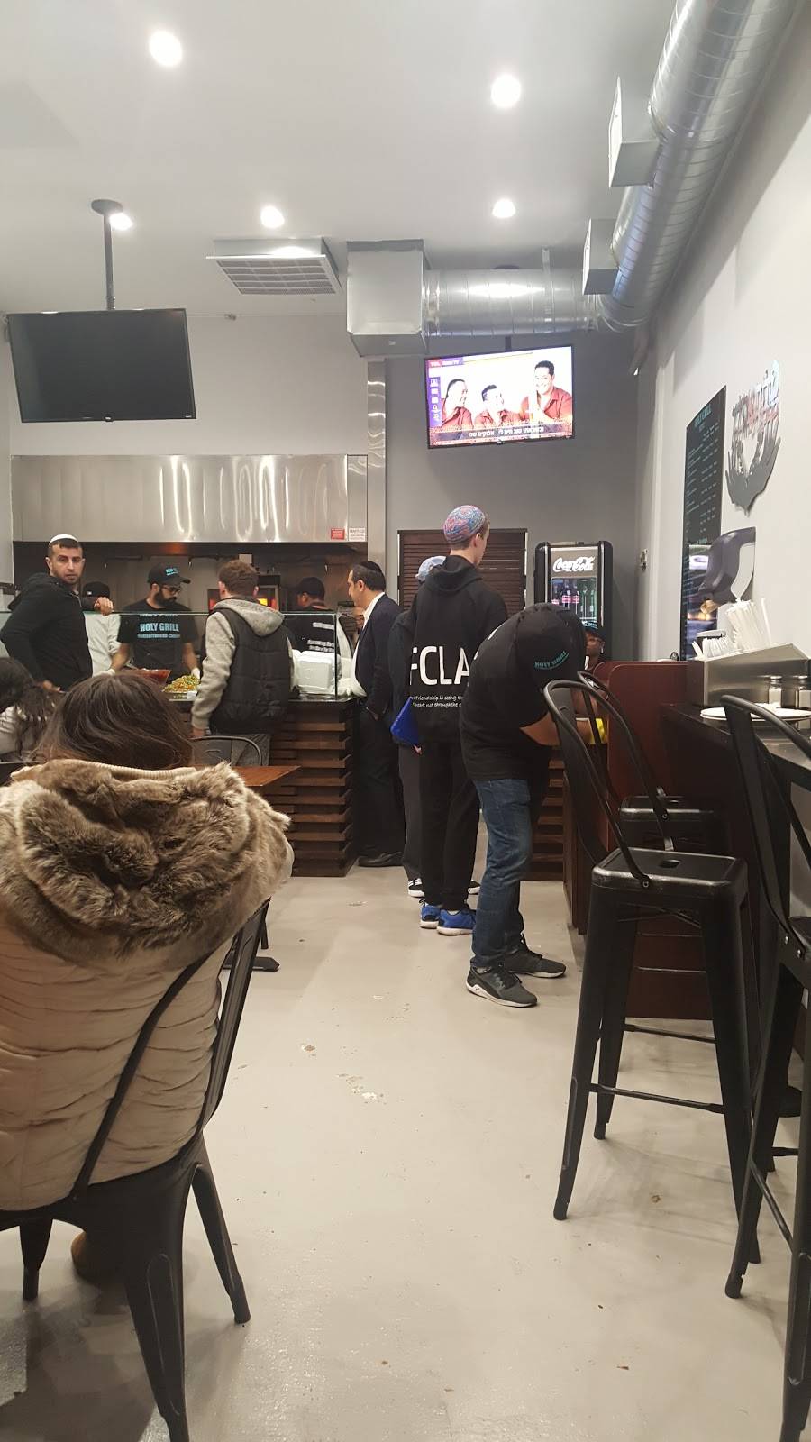 The Holy Grill Restaurant | restaurant | 8975 Pico Blvd, Los Angeles, CA 90035, USA | 3102754420 OR +1 310-275-4420