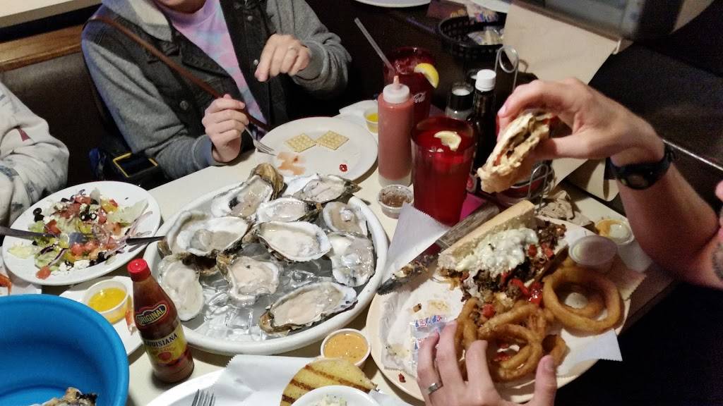 Murphys Oyster Bar | restaurant | 3821 Old Blitchton Rd, Ocala, FL 34482, USA | 3522365656 OR +1 352-236-5656
