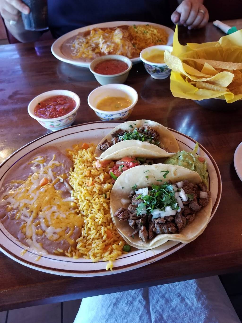 San Marcos Restaurant | restaurant | 12201 N Rockwell Ave, Oklahoma City, OK 73162, USA | 4057221172 OR +1 405-722-1172