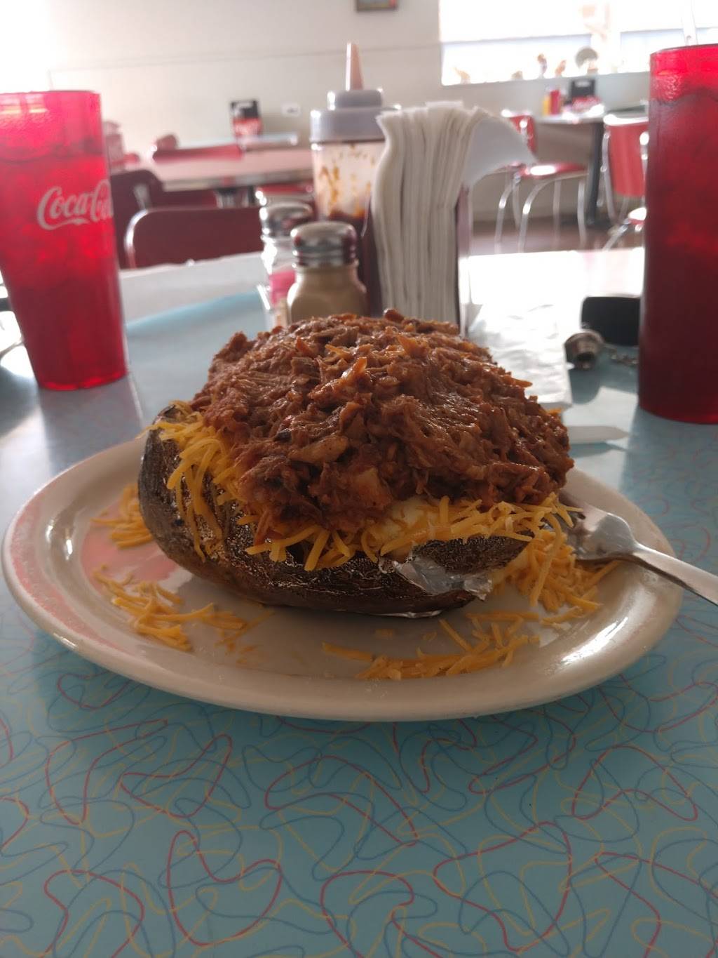 FAT BOYS BBQ | restaurant | 16601 Russell St, St Paul, VA 24283, USA | 2764551623 OR +1 276-455-1623