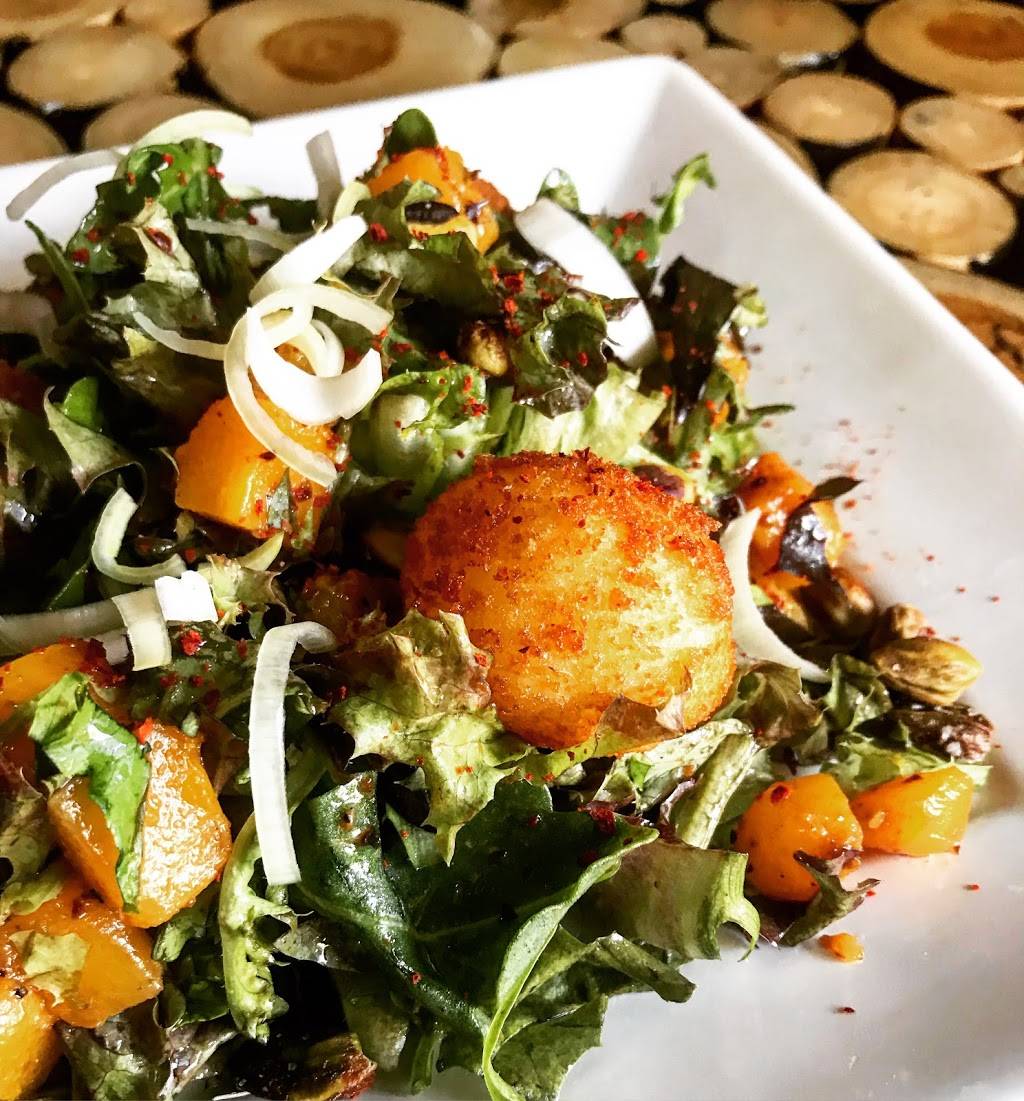 Vintage Year | restaurant | 405 Cloverdale Rd, Montgomery, AL 36106, USA | 3348197215 OR +1 334-819-7215