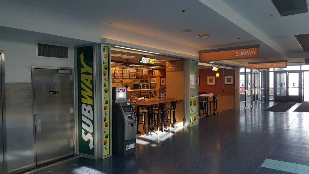 Subway Restaurants | restaurant | 150 Bay St, Staten Island, NY 10301, USA | 7187271777 OR +1 718-727-1777