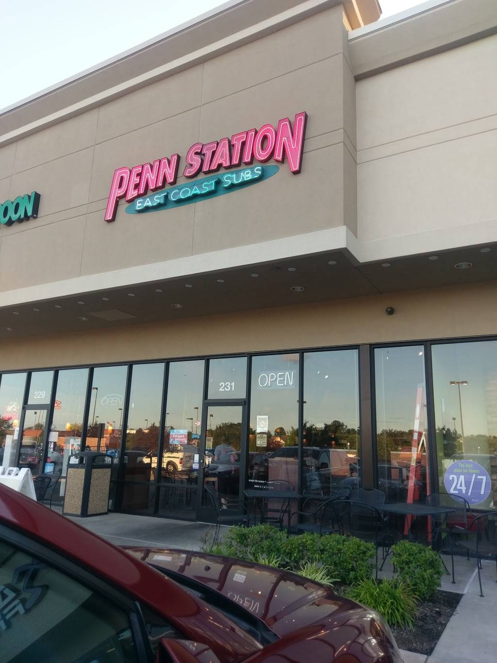 Penn Station East Coast Subs | meal takeaway | 231 Harvard Dr, Edwardsville, IL 62025, USA | 6186560777 OR +1 618-656-0777