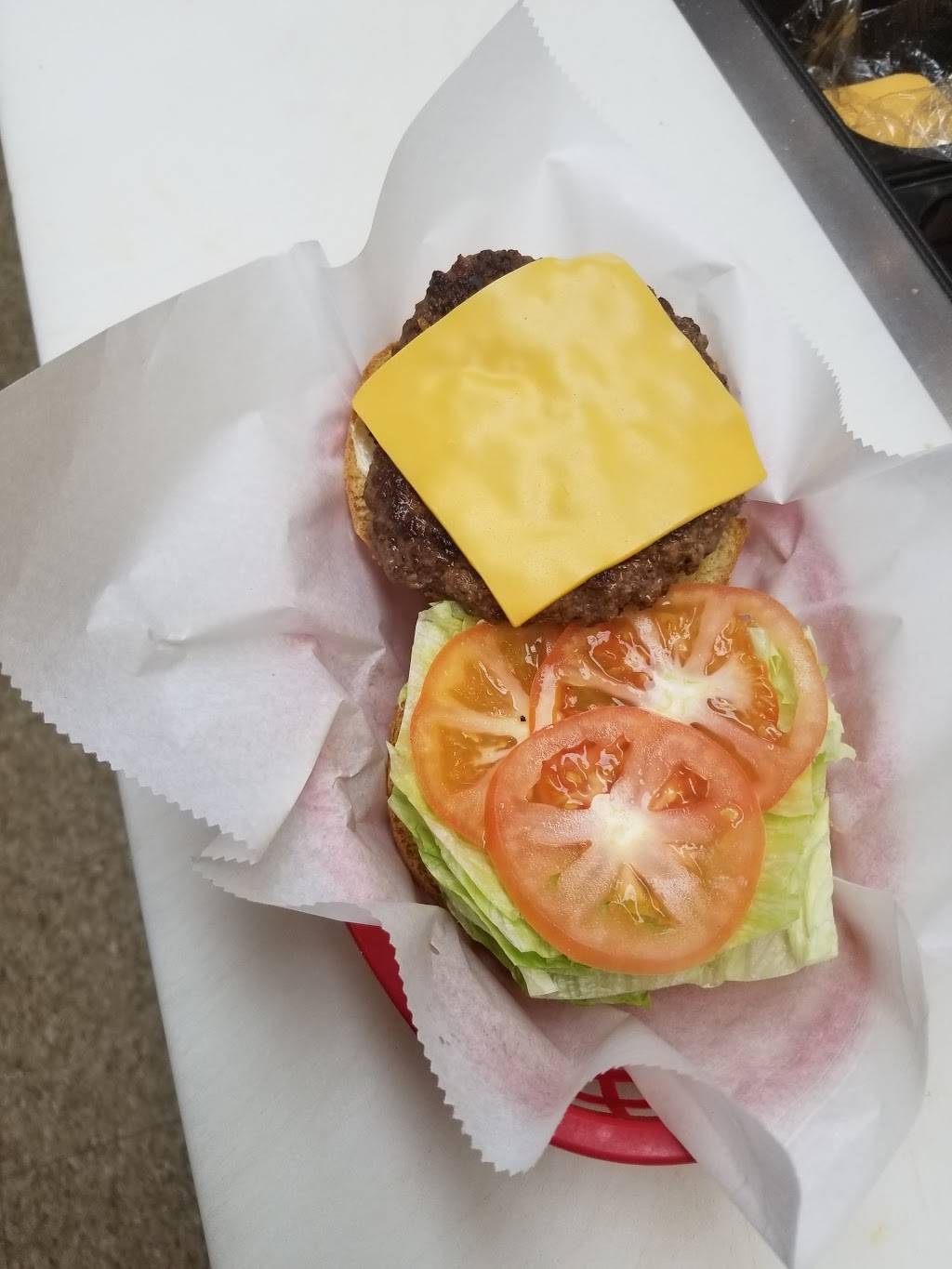 Wow Deli | meal takeaway | 9029 Gaither Rd, Gaithersburg, MD 20877, USA | 3019903253 OR +1 301-990-3253