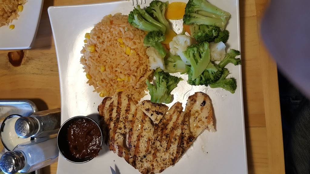 Hot Pechugas | restaurant | Blvrd Gral Rodolfo Sánchez Taboada 10291, Defensores de Baja California, 22660 Tijuana, B.C., Mexico | 016642080355 OR +52 664 208 0355