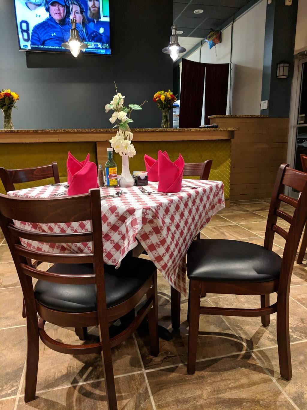 Los Primos Tex Mex & Grill | restaurant | 12303 Twinbrook Pkwy, Rockville, MD 20852, USA | 2406217505 OR +1 240-621-7505