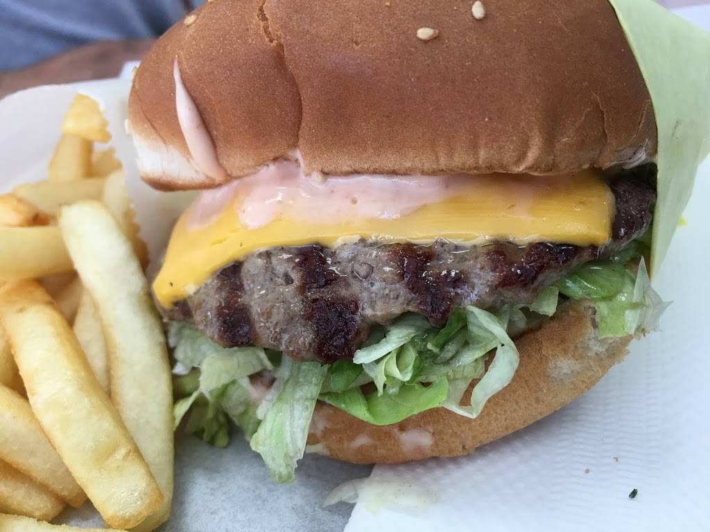 Star Burgers | restaurant | 7207 Arlington Ave, Riverside, CA 92503, USA | 9516895050 OR +1 951-689-5050