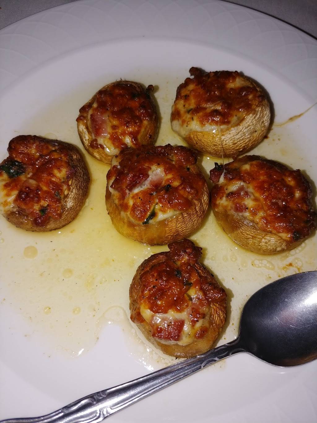 Sorrento Italian Restaurant | restaurant | 6943 St Augustine Rd, Jacksonville, FL 32217, USA | 9046369196 OR +1 904-636-9196