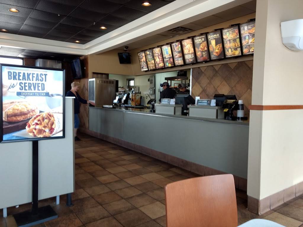 Taco Bell | meal takeaway | 810 S Jefferson Ave, Lebanon, MO 65536, USA | 4175323068 OR +1 417-532-3068