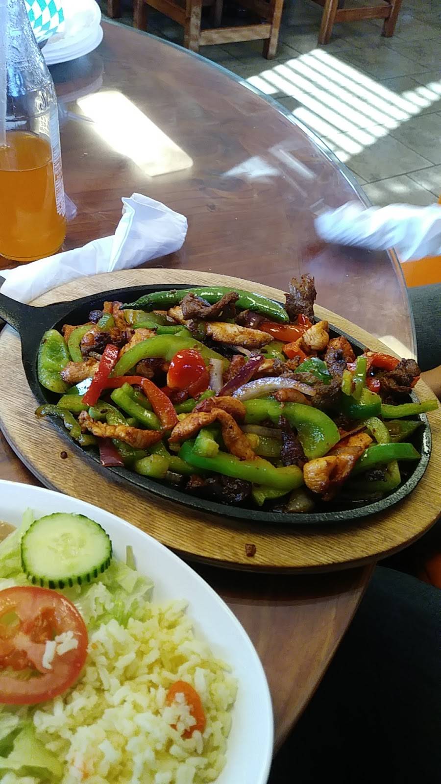Mariscos La Hacienda | restaurant | 1728 Solano St, Corning, CA 96021, USA | 5308389112 OR +1 530-838-9112