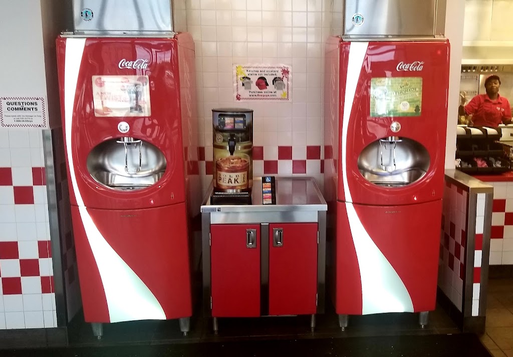 Five Guys | meal takeaway | 1025 E Douglas Ave, Wichita, KS 67202, USA | 3162952866 OR +1 316-295-2866