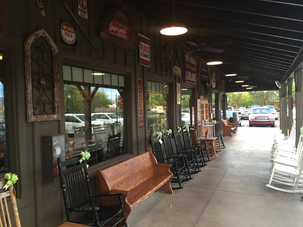 Cracker Barrel Old Country Store | restaurant | 8400 N Cracker Barrel Rd, Tucson, AZ 85743, USA | 5205791845 OR +1 520-579-1845