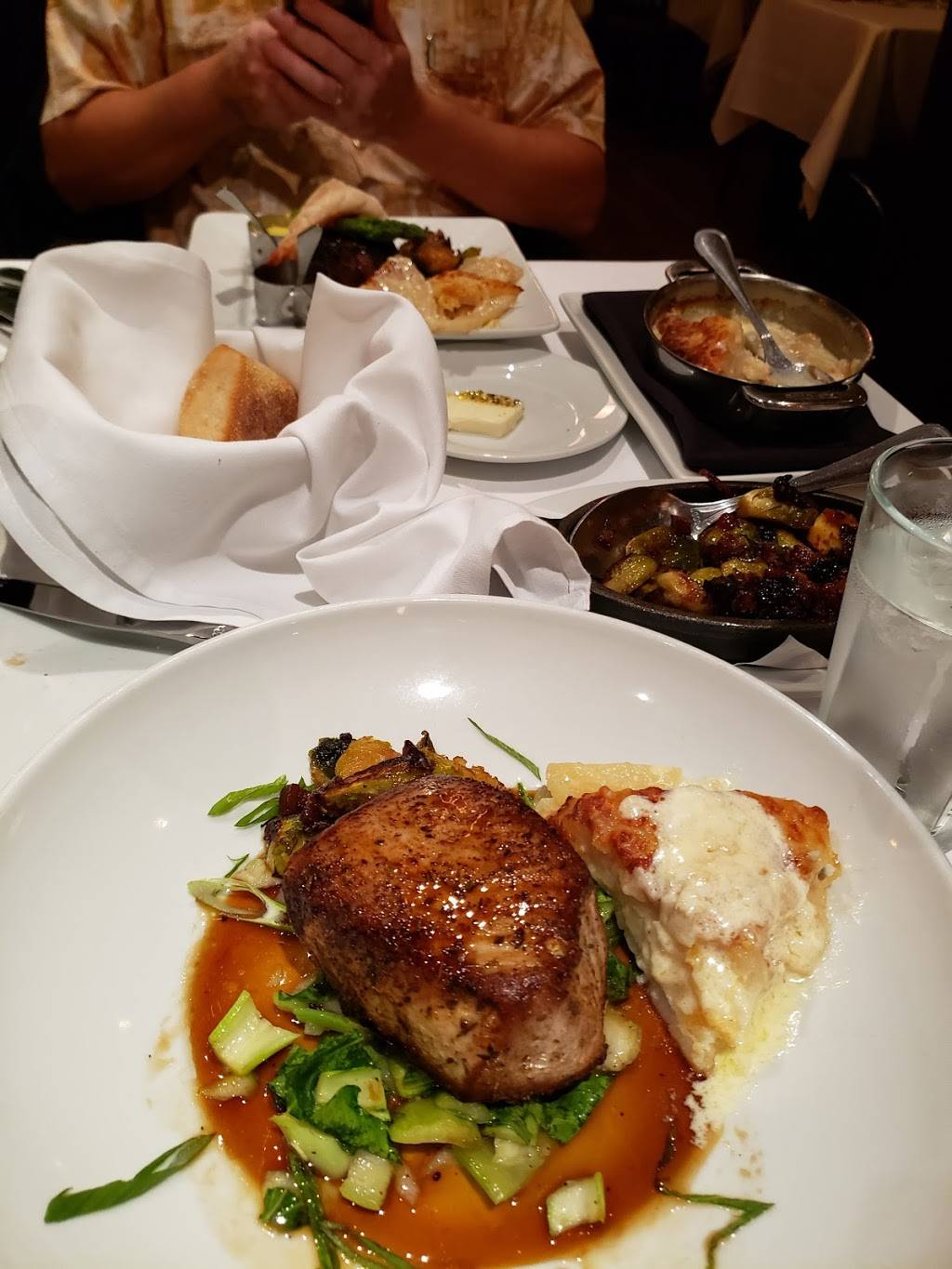 Hyde Park Prime Steakhouse | restaurant | 100 N Atlantic Ave, Daytona Beach, FL 32118, USA | 3862269844 OR +1 386-226-9844