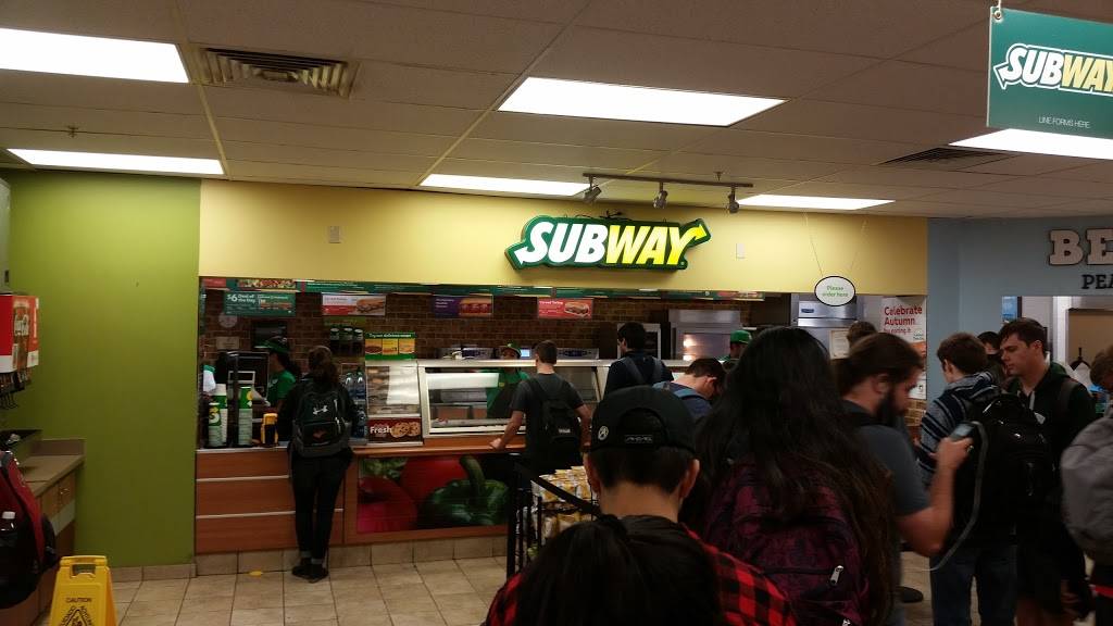 Subway | restaurant | 800 W Campbell Rd, Richardson, TX 75080, USA | 9728832111 OR +1 972-883-2111