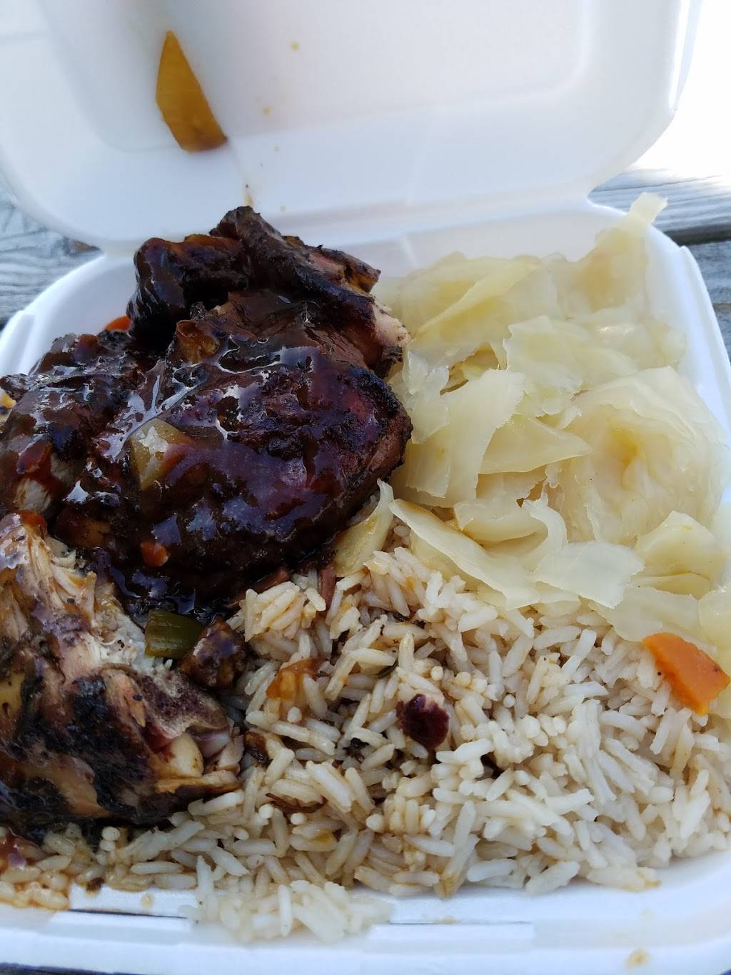 Island Jerk | restaurant | 2348 Melrose Ave NW, Roanoke, VA 24017, USA | 5407288978 OR +1 540-728-8978