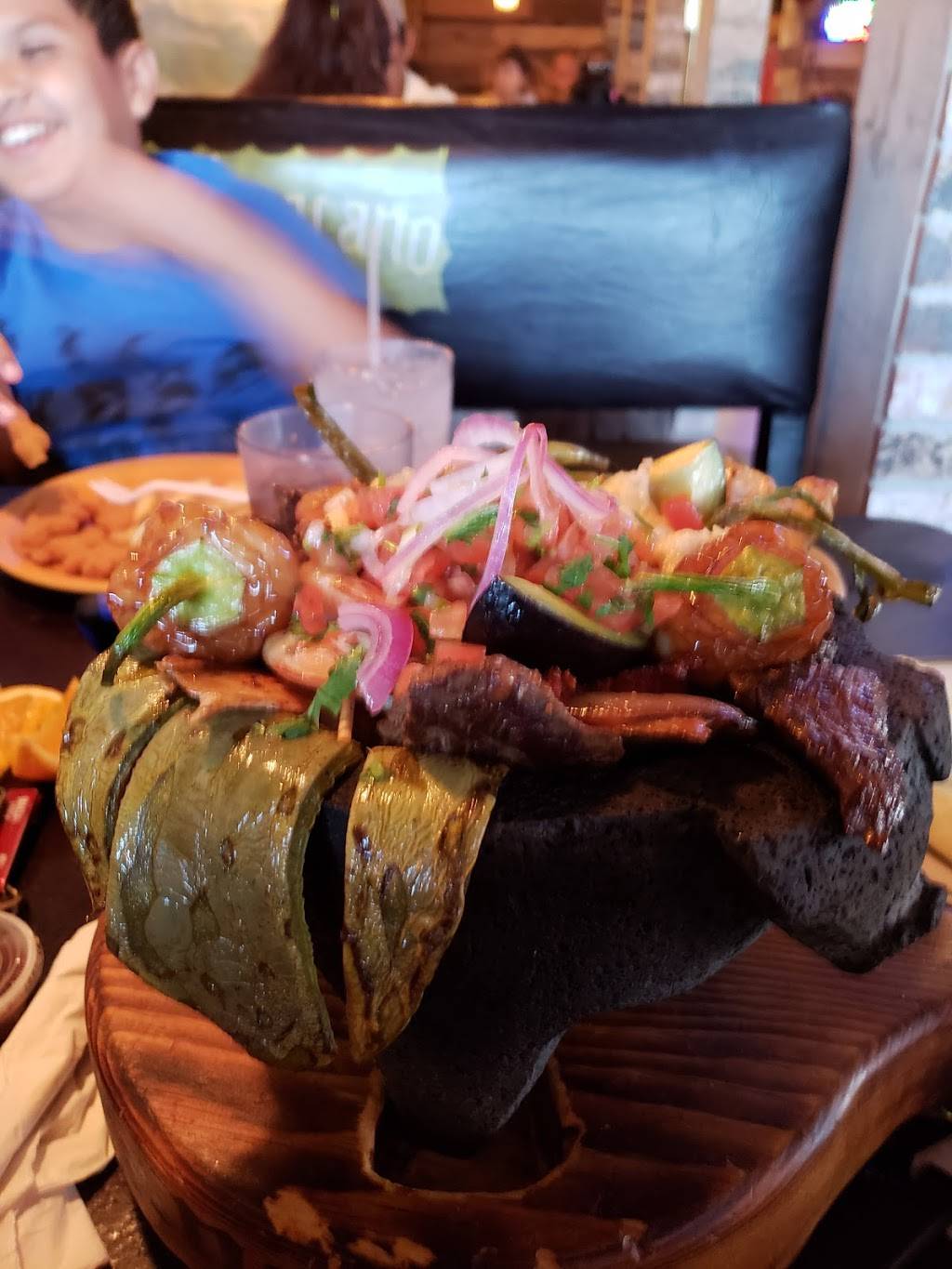 El Michoacano | restaurant | 3639 W Shaw Ave, Fresno, CA 93711, USA | 5592753911 OR +1 559-275-3911