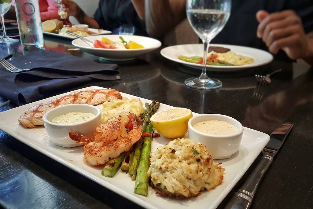 Devon Seafood Grill | restaurant | 225 S 18th St, Philadelphia, PA 19103, USA | 2155465940 OR +1 215-546-5940