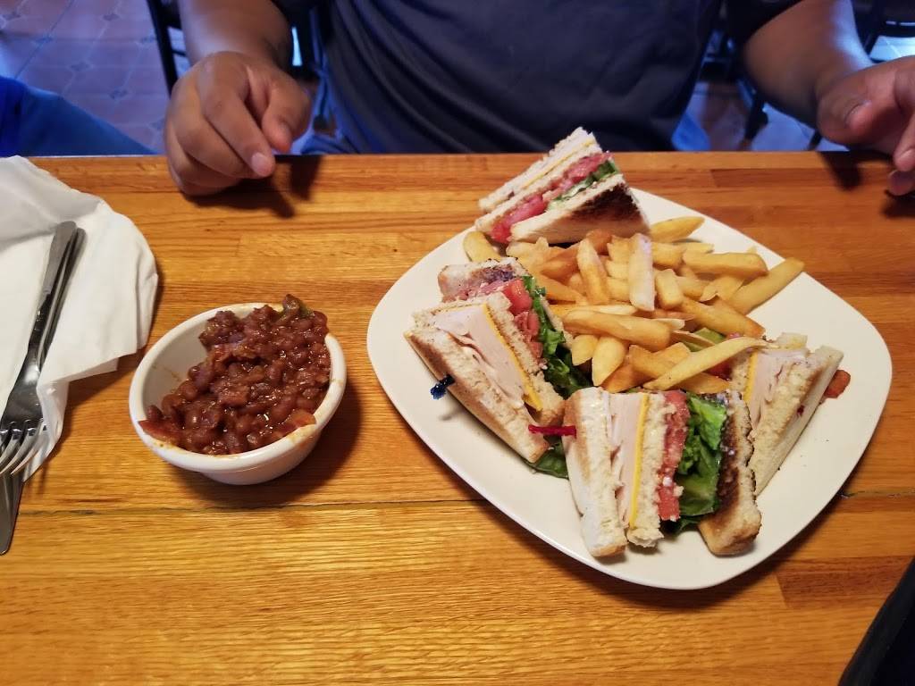 Trés Mure | restaurant | 6201 Fort Ave, Lynchburg, VA 24502, USA | 4346164523 OR +1 434-616-4523