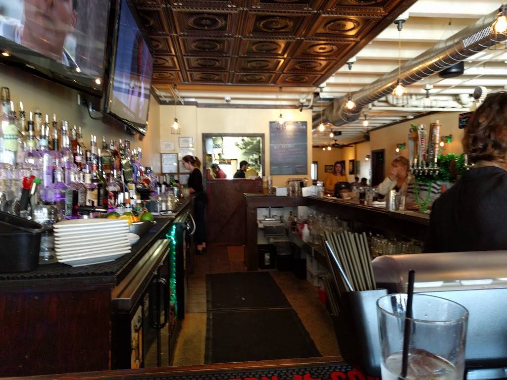 Cary Ale House & Brewing Company | restaurant | 208 W Main St, Cary, IL 60013, USA | 8476397244 OR +1 847-639-7244