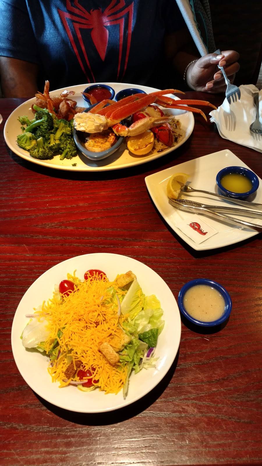 Red Lobster | restaurant | 1145 Glenway Dr, Statesville, NC 28625, USA | 7048810712 OR +1 704-881-0712