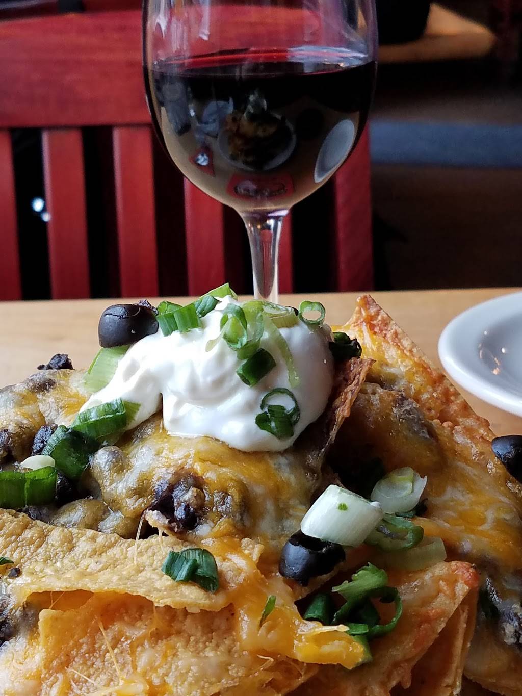 The Barking Dog Alehouse | restaurant | 705 NW 70th St, Seattle, WA 98117, USA | 2067822974 OR +1 206-782-2974