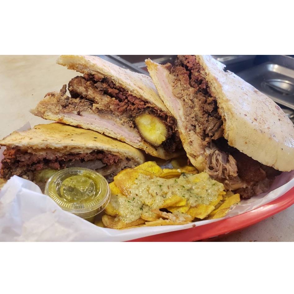 925 Nuevos Cubanos | cafe | 925 N Andrews Ave, Fort Lauderdale, FL 33311, USA | 9548068375 OR +1 954-806-8375