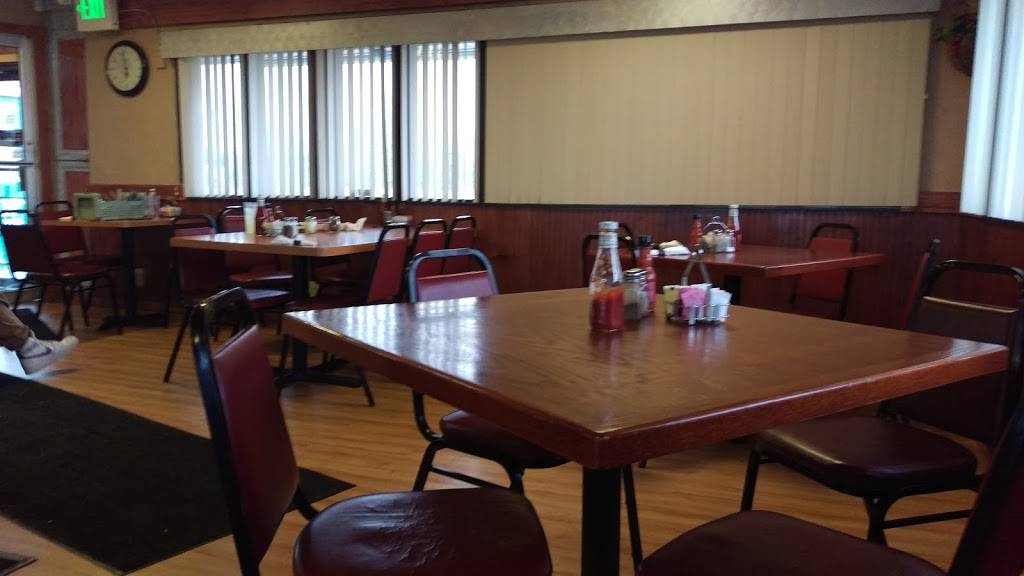 City Limits Restaurant | restaurant | 3038 McCartney Rd, Youngstown, OH 44505, USA | 3307464026 OR +1 330-746-4026