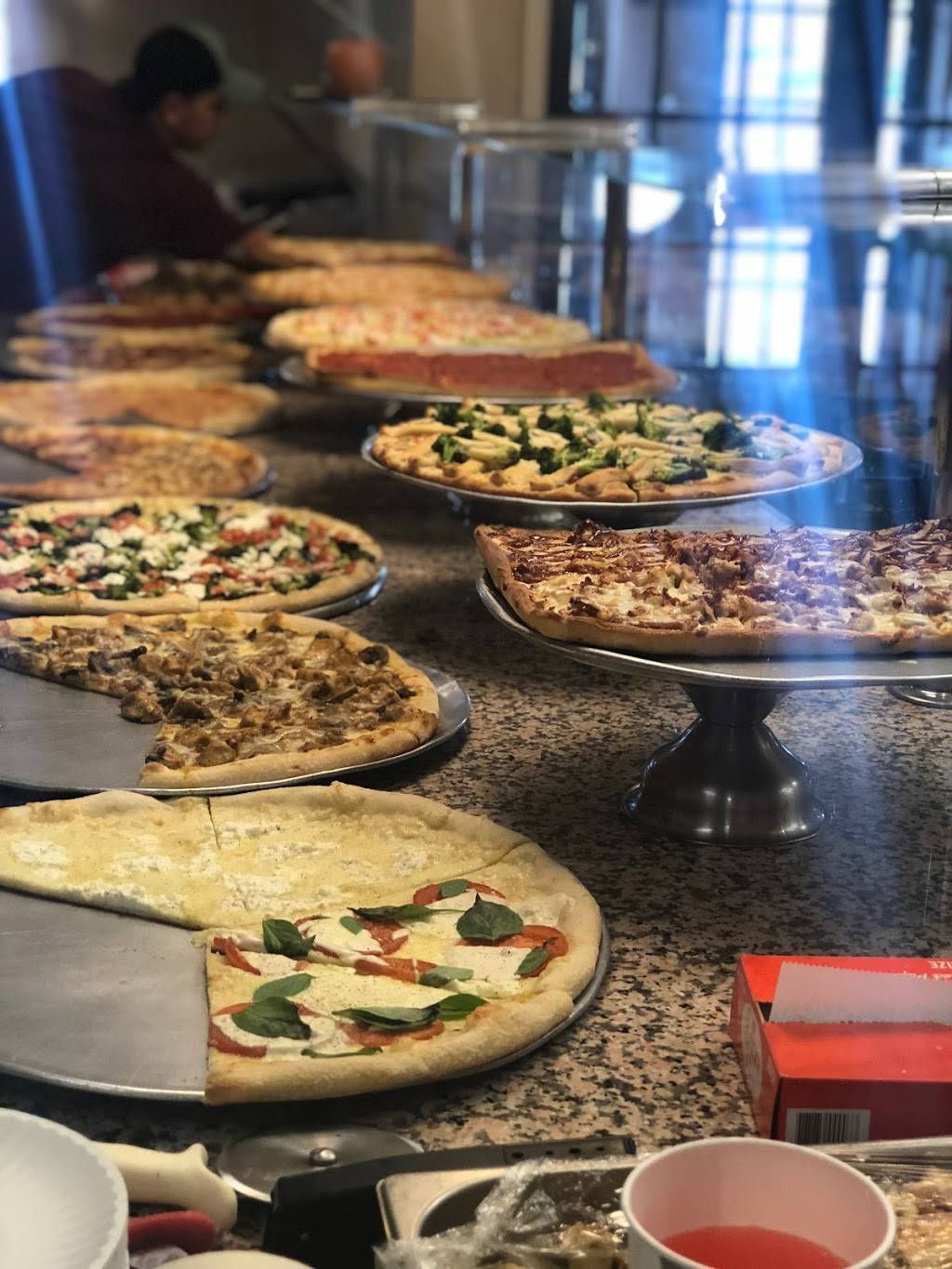 Original Bravo Pizza Paoil | restaurant | 24 Paoli Shopping Center, Paoli, PA 19301, USA | 6106475122 OR +1 610-647-5122