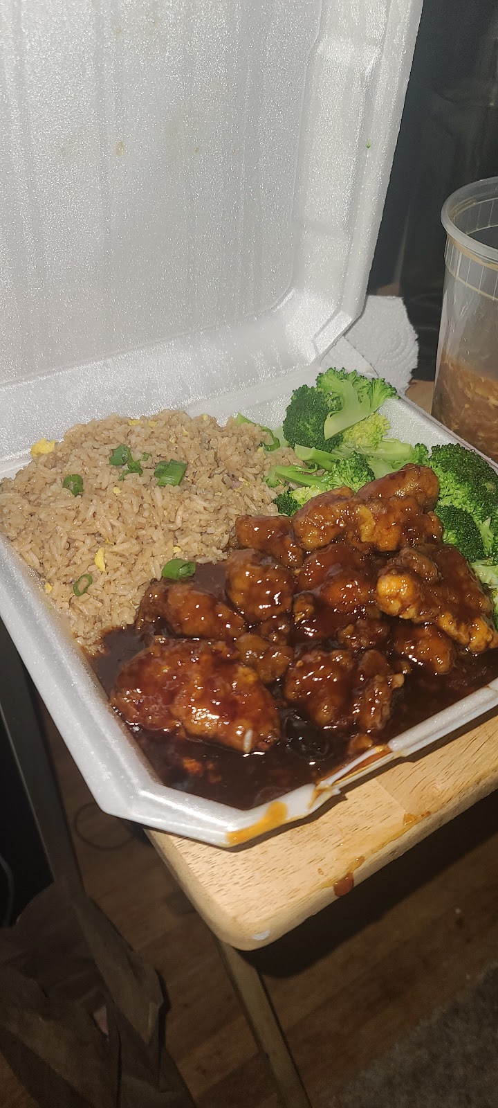 Yang’s Gourmet House | restaurant | 4446 Heatherdowns Blvd, Toledo, OH 43614, USA | 4193810385 OR +1 419-381-0385