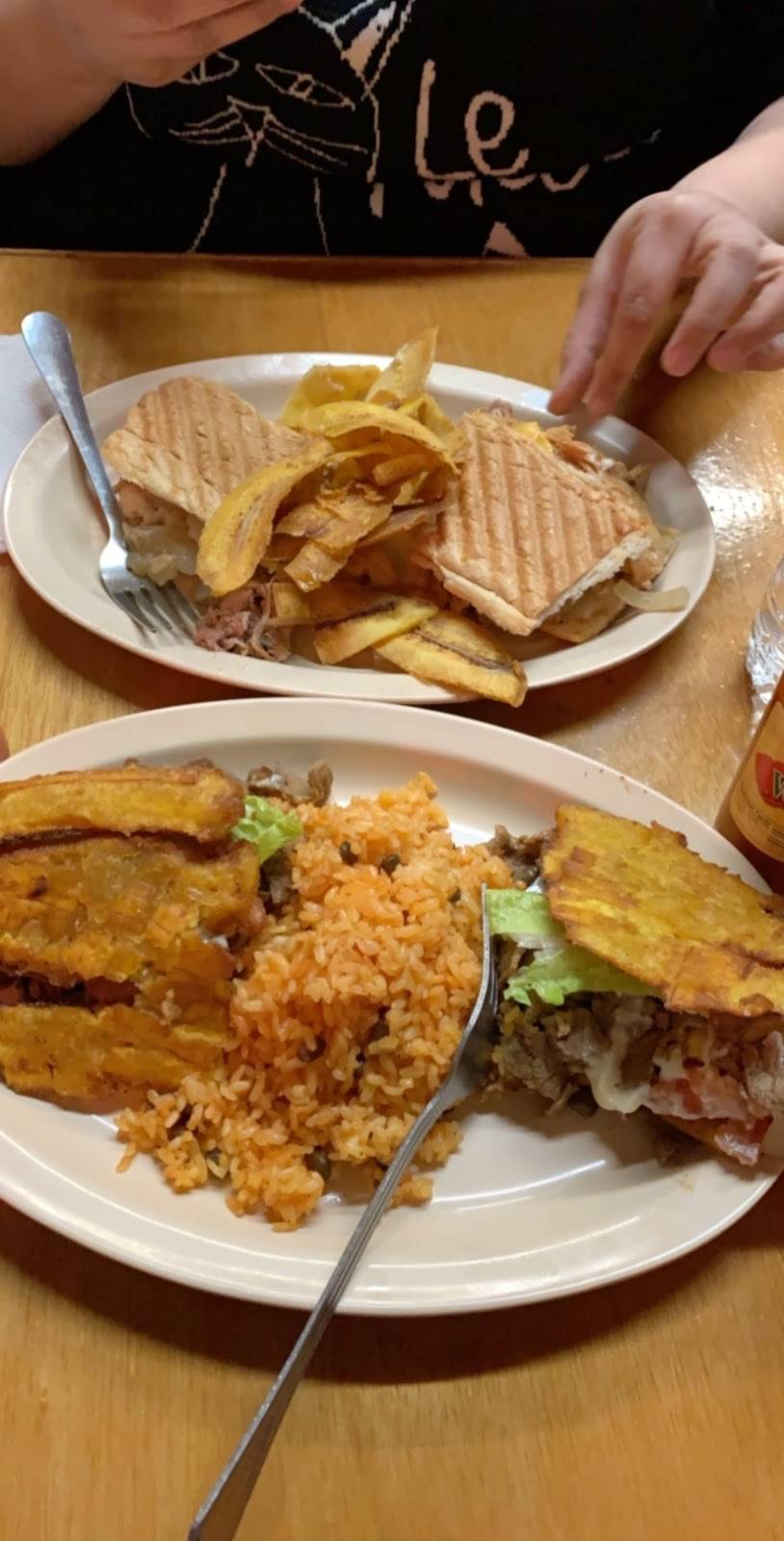 Café Caribe | restaurant | 6138 W 26th St, Cicero, IL 60804, USA | 7085488025 OR +1 708-548-8025