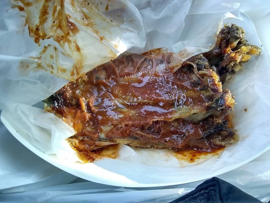 Wards Bar-B-Q | restaurant | 416 E Liberty St, Sumter, SC 29153, USA | 8037752490 OR +1 803-775-2490