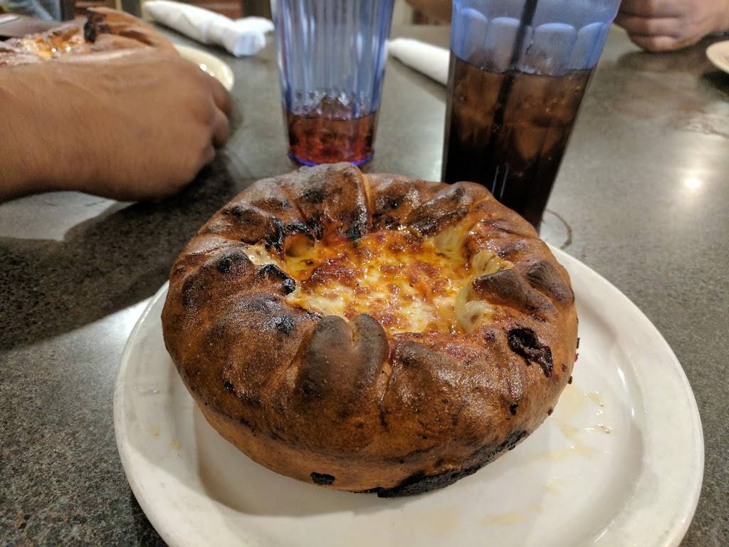 Big Bobs Pizza | restaurant | 661 Croswell Ave SE, Grand Rapids, MI 49506, USA | 6162330123 OR +1 616-233-0123