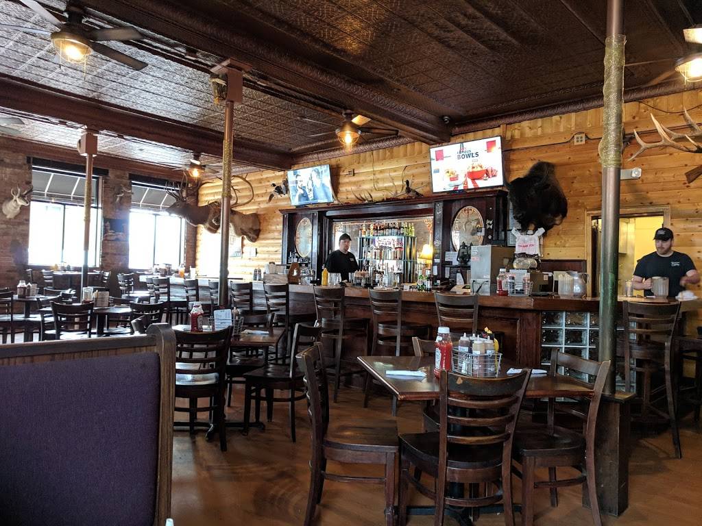 Boyd & Charlies BBQ | restaurant | 2706 N Main St, Elkhorn, NE 68022, USA | 4022894772 OR +1 402-289-4772