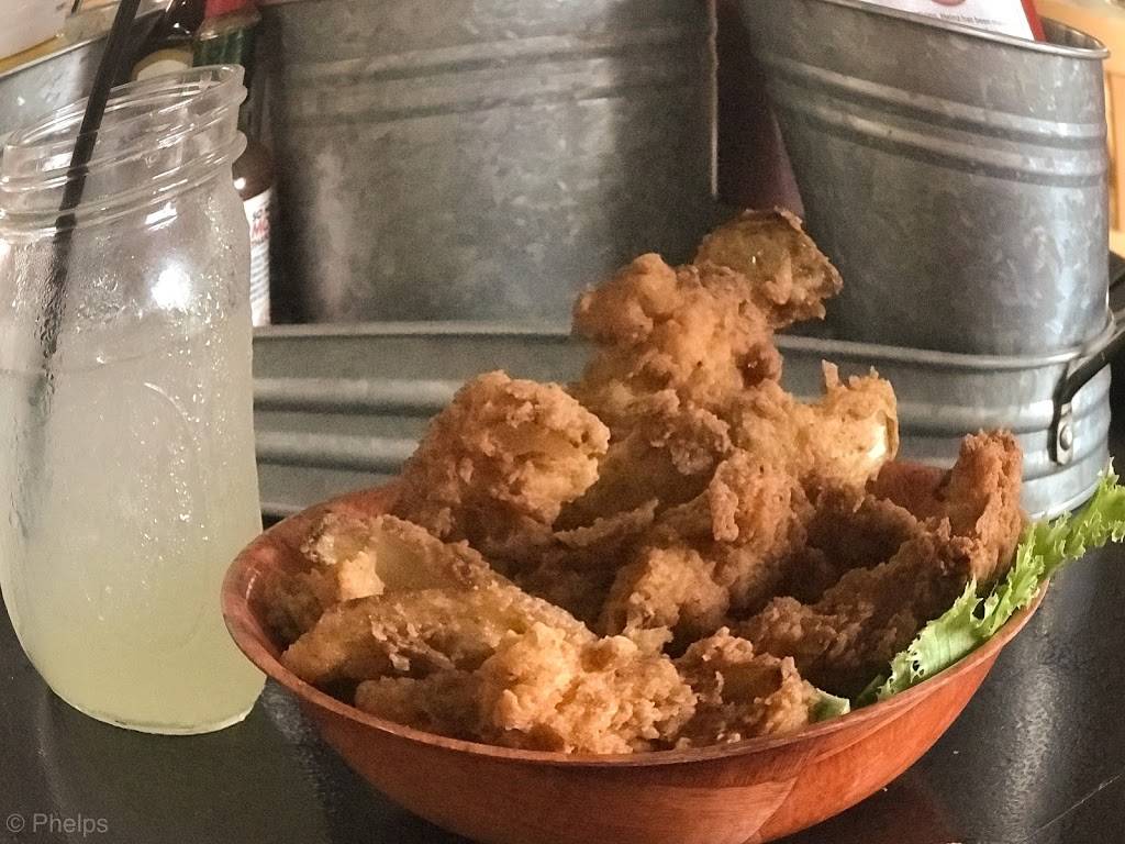 Camp Bagnell Fish & Steak | restaurant | 401 Old Bagnell Rd, Eldon, MO 65026, USA | 5736931275 OR +1 573-693-1275