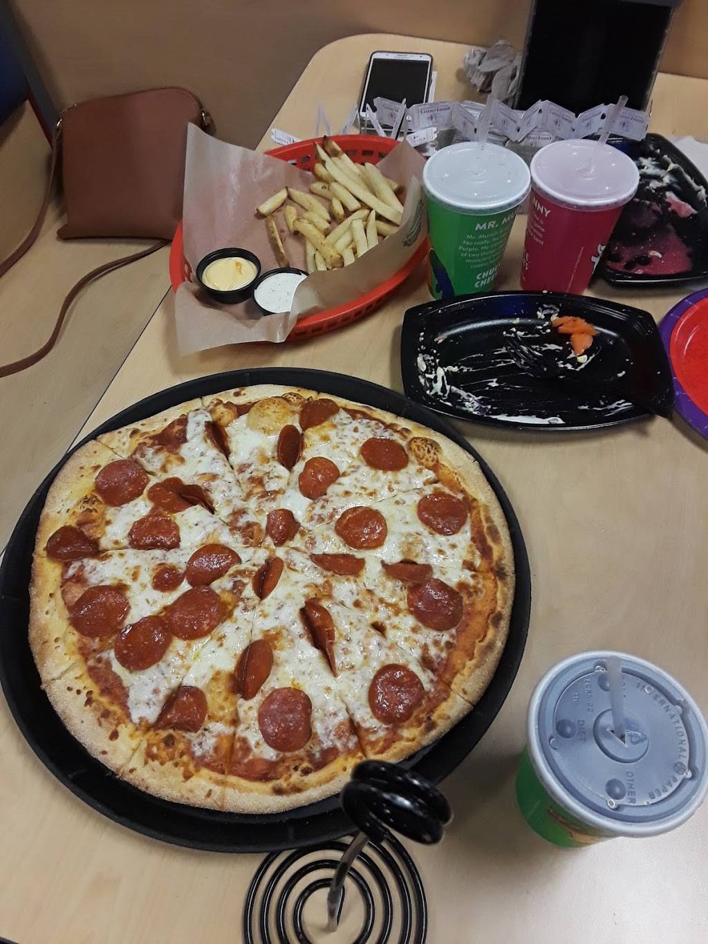 Chuck E. Cheeses | restaurant | 955 S E St Ste. G, San Bernardino, CA 92408, USA | 9098853474 OR +1 909-885-3474