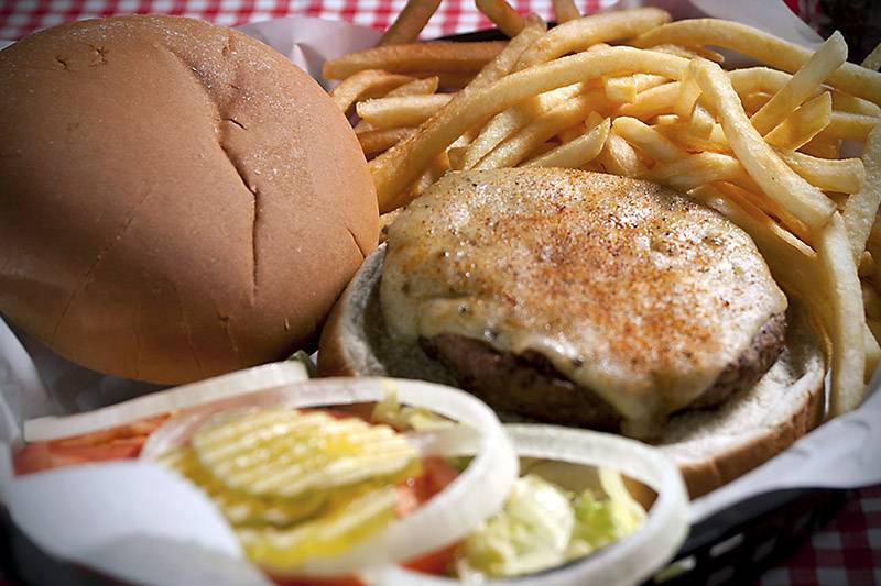 Brothers Houligan | restaurant | 2508 E 15th St, Tulsa, OK 74104, USA | 9187471086 OR +1 918-747-1086