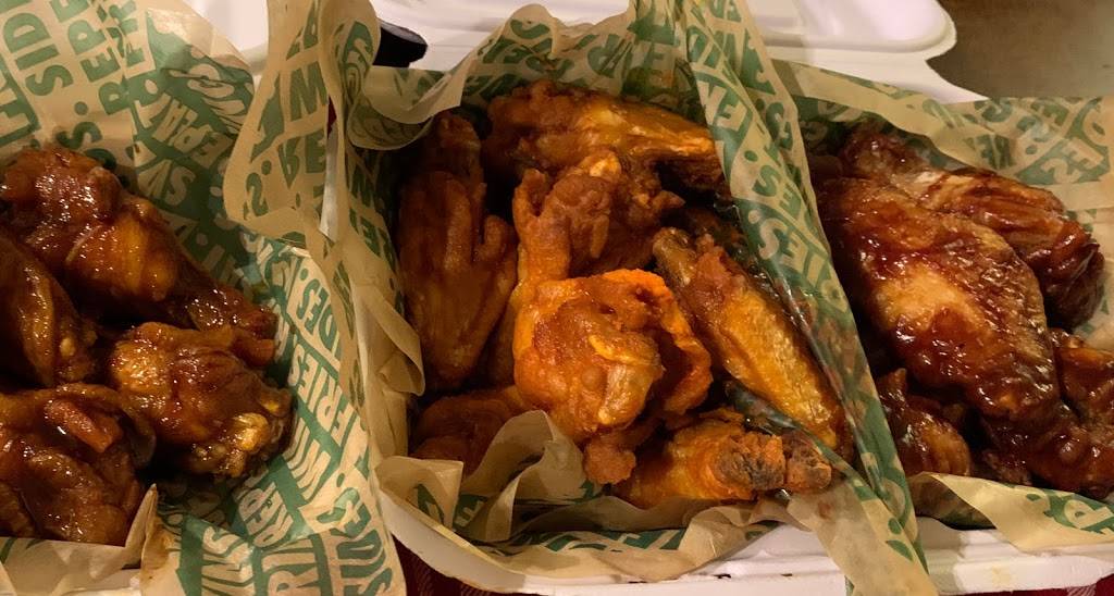 Wingstop | restaurant | 14875 Main St, Bellevue, WA 98007, USA | 4259741142 OR +1 425-974-1142