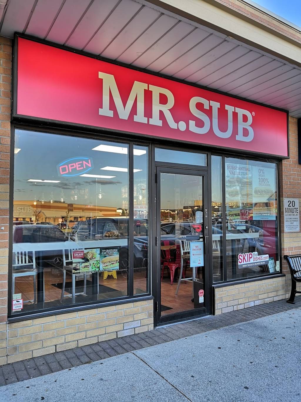 Mr.Sub | restaurant | 6740 Meadowvale Town Centre Cir, Mississauga, ON L5N 4B7, Canada | 9058129783 OR +1 905-812-9783